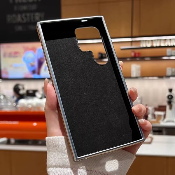 Luxury Premium Retro Leather Back Cover With Kickstand For Samsung Galaxy S22 Ultra, S23 Ultra, S24 Ultra & S25 Ultra - Image 15